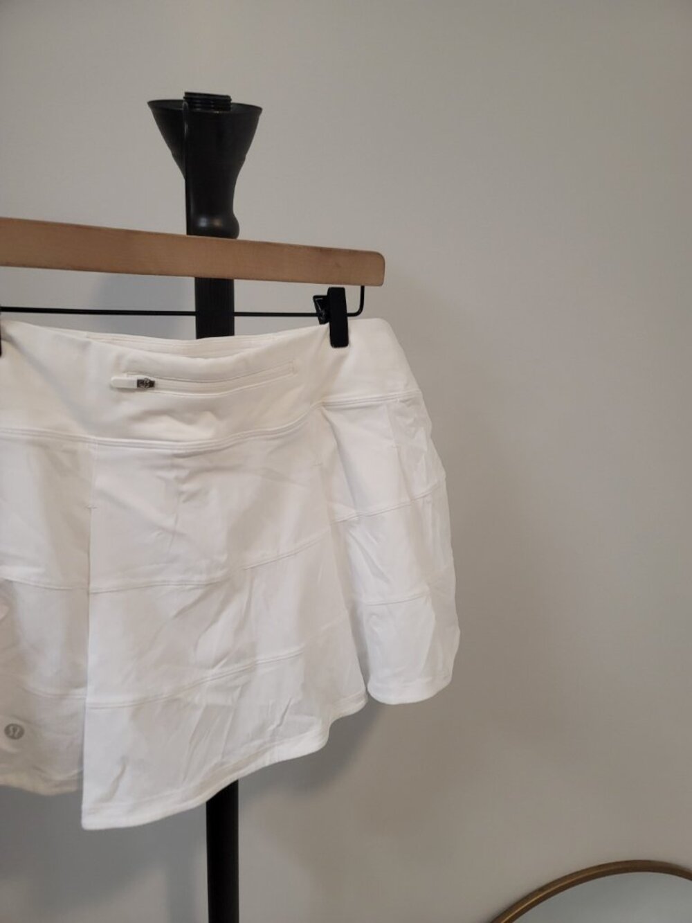 Lululemon Pace Rival Skirt Size 12 White 4-way Stretch 13" Skort W8A84R - Picture 4 of 5